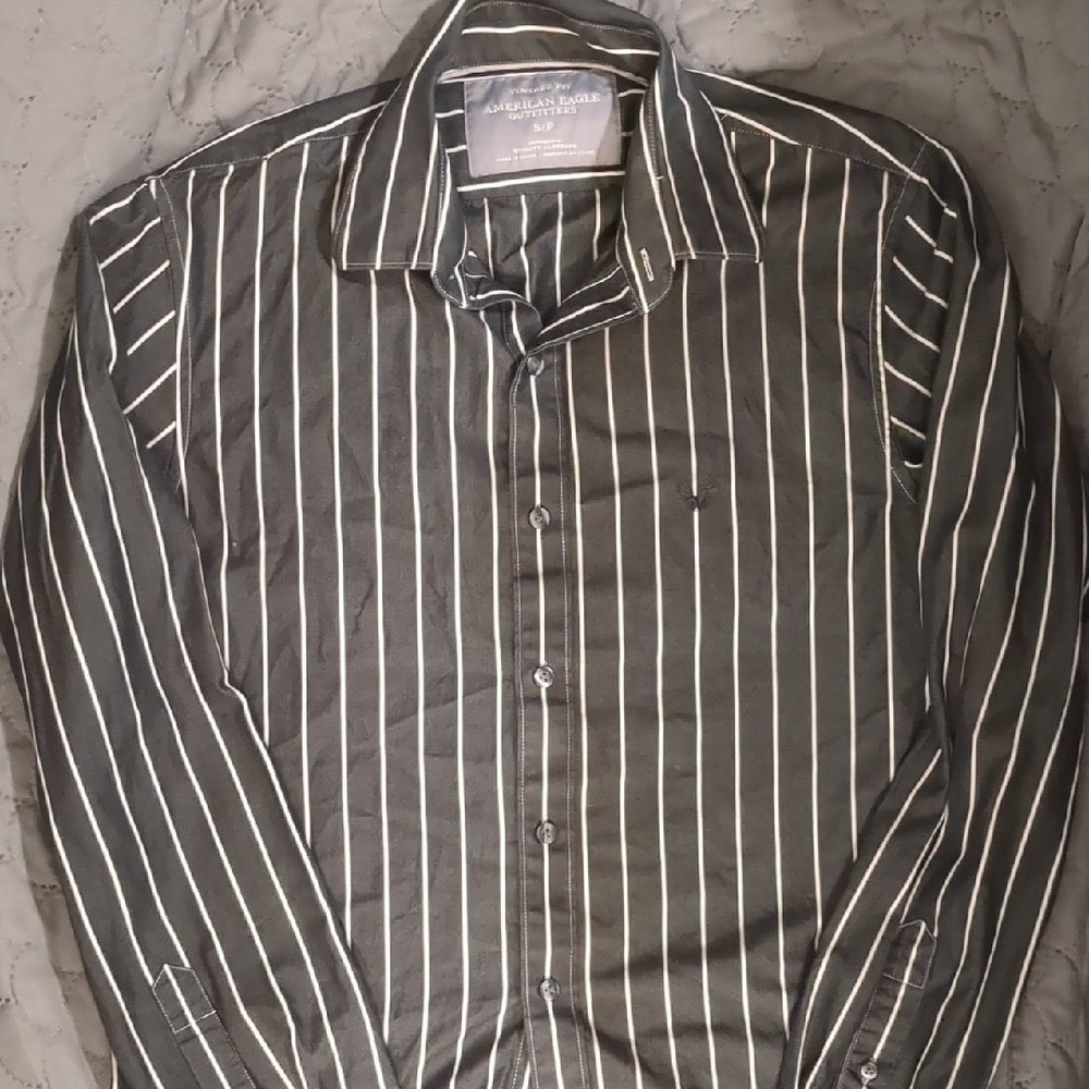 American Eagle Button Down Dress Shirt